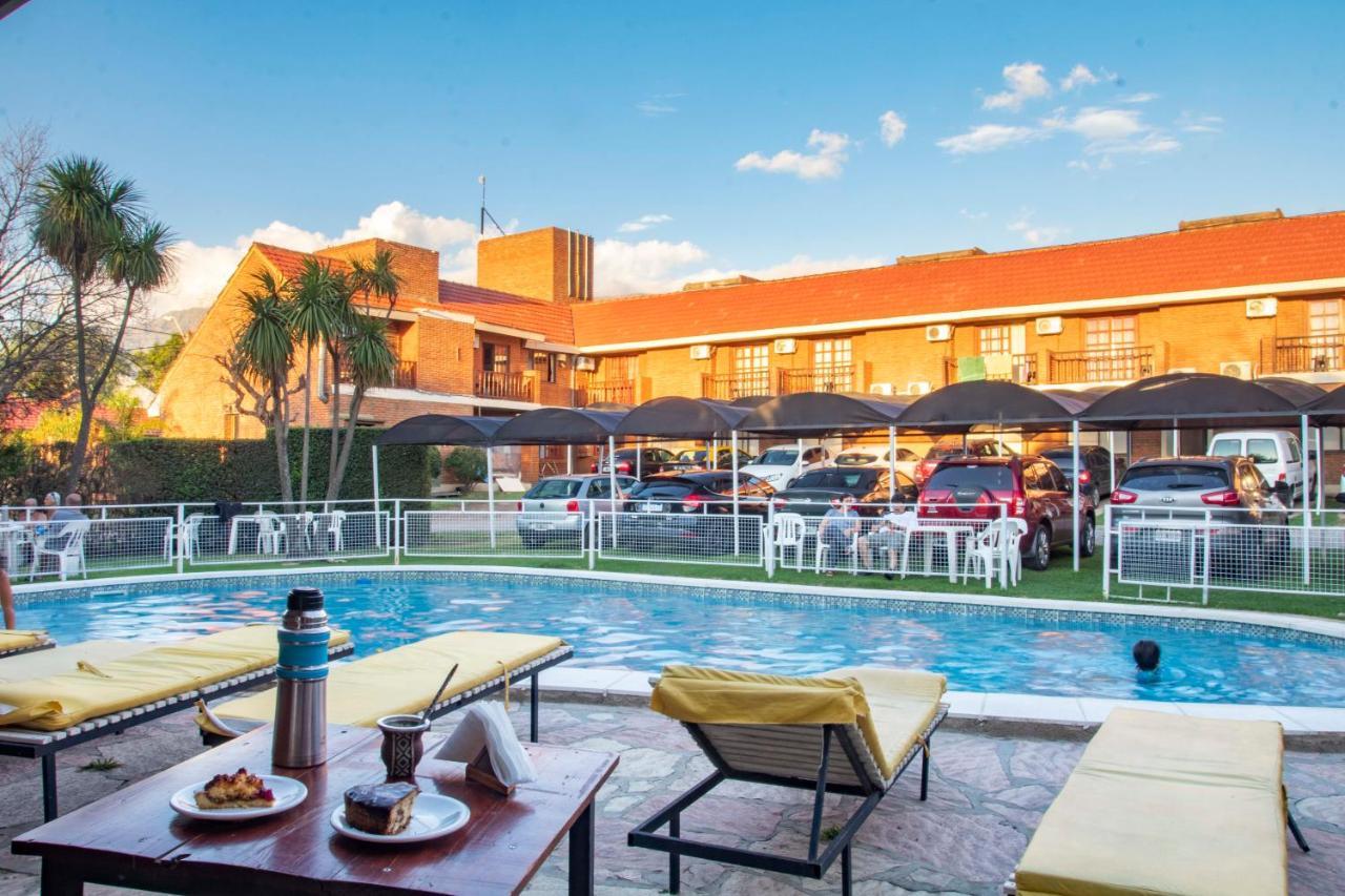 Hotel Valle Del Sol Merlo Eksteriør billede